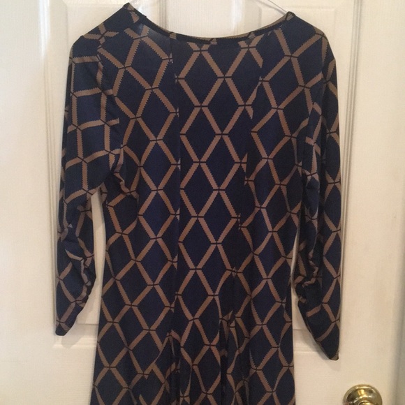 Dress - Picture 3 of 3